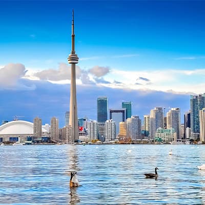 The Toronto skyline and CN Tower